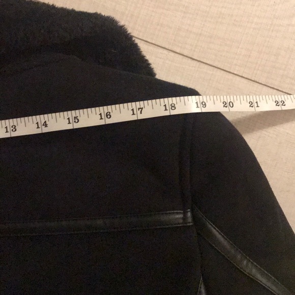 Gently worn faux shearling Moro - Picture 6 of 10